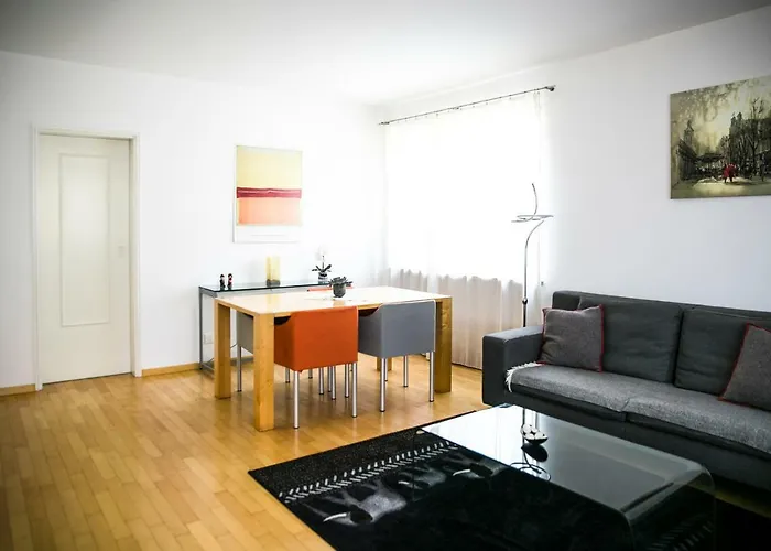 Schoene Mit Panoramablick