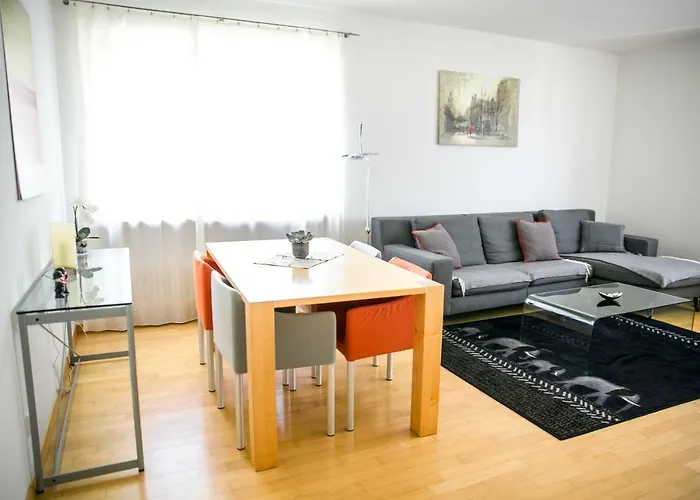 Schoene Mit Panoramablick Apartament *