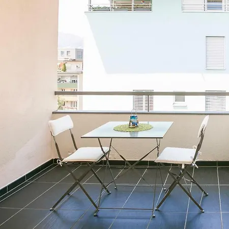 Schoene Mit Panoramablick 公寓 洛迦诺